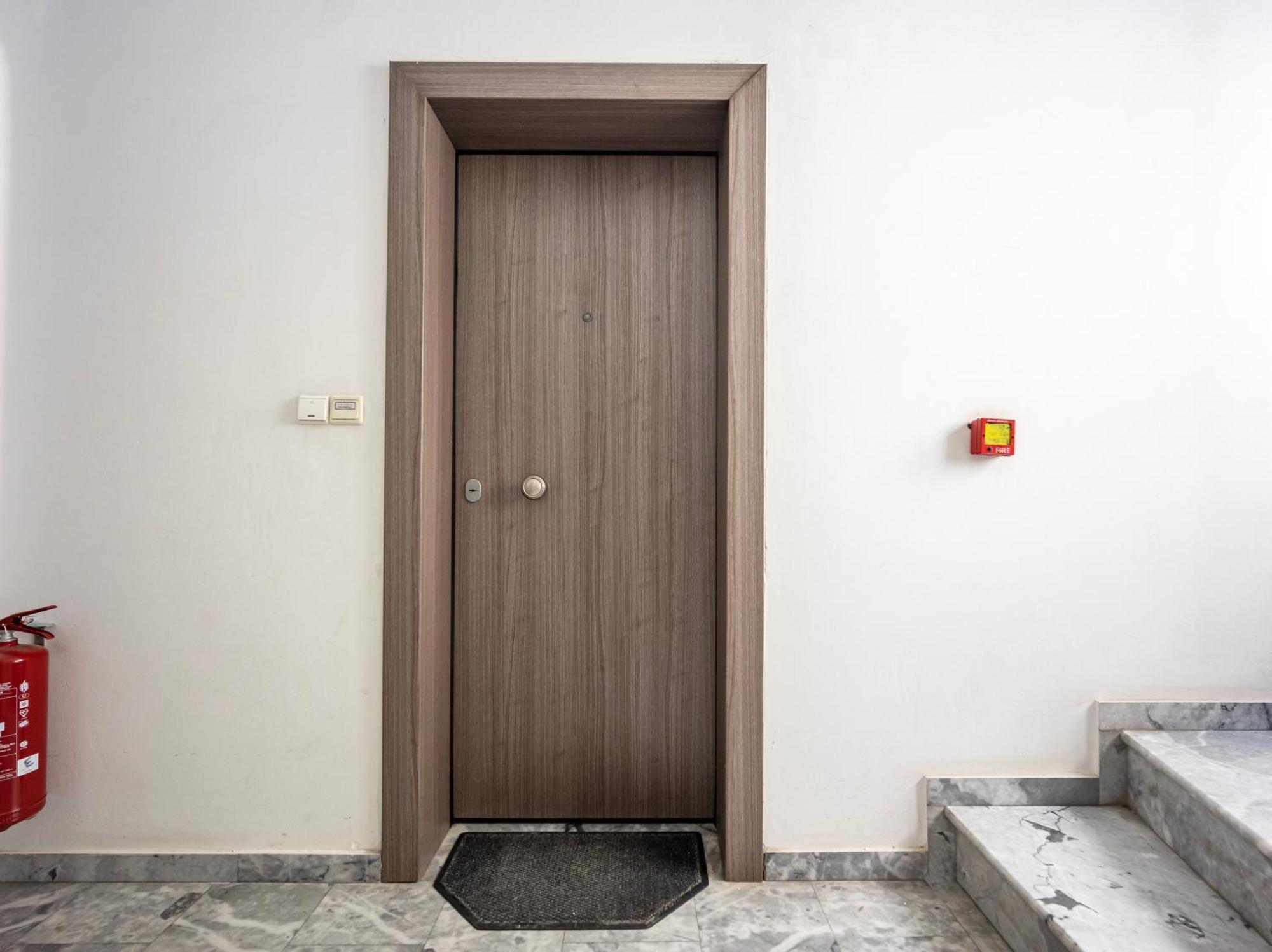 Fabulous Central Apartment Close To The Sea! Chalkida Luaran gambar