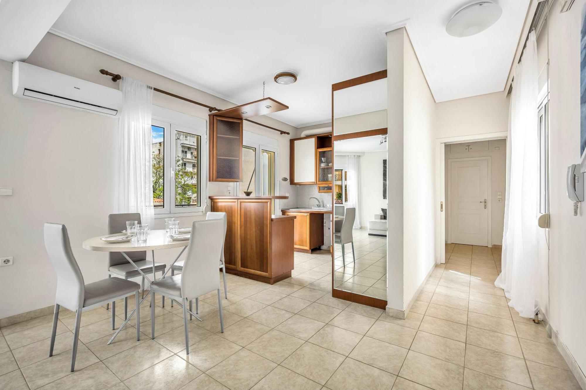 Fabulous Central Apartment Close To The Sea! Chalkida Luaran gambar