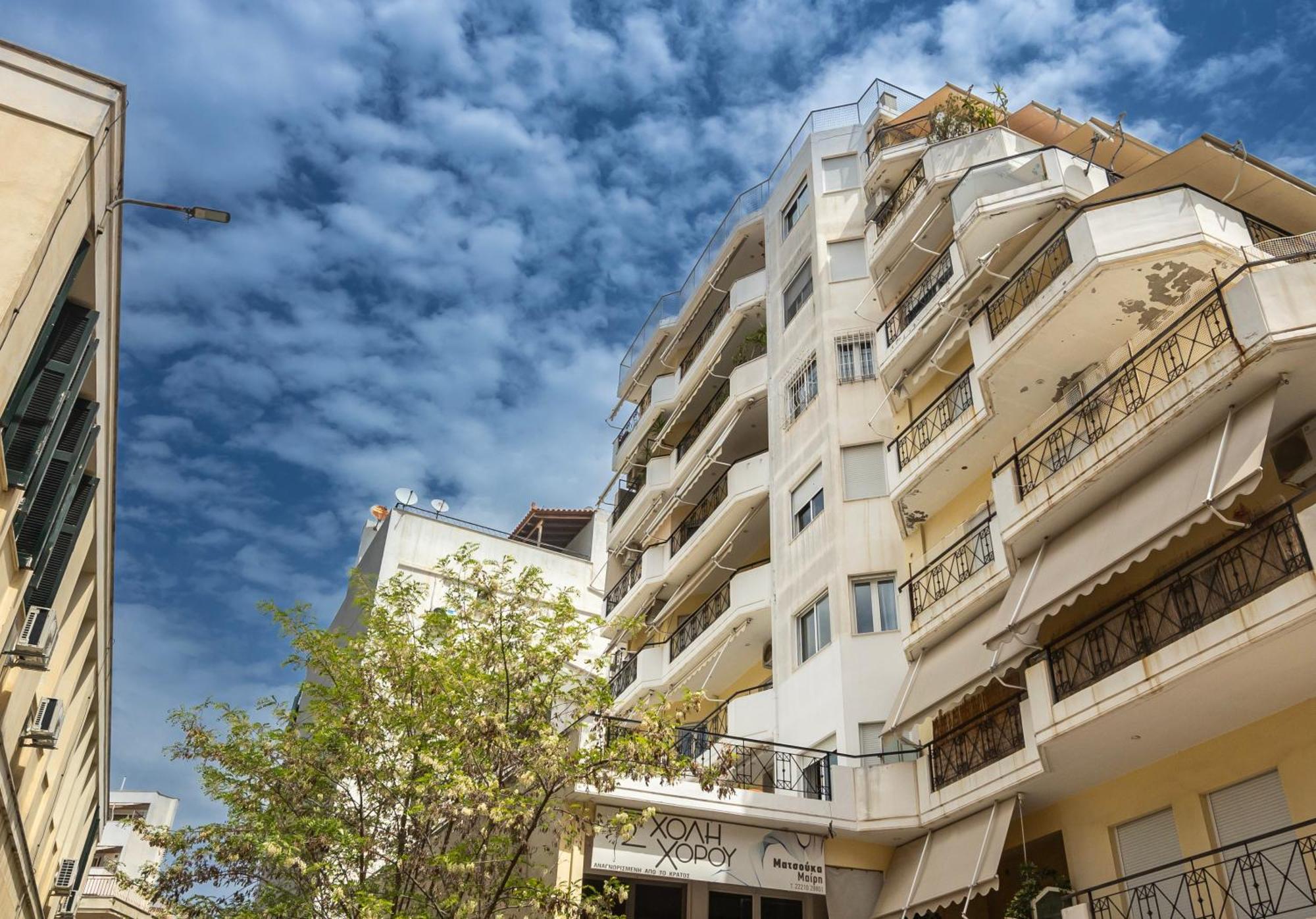 Fabulous Central Apartment Close To The Sea! Chalkida Luaran gambar
