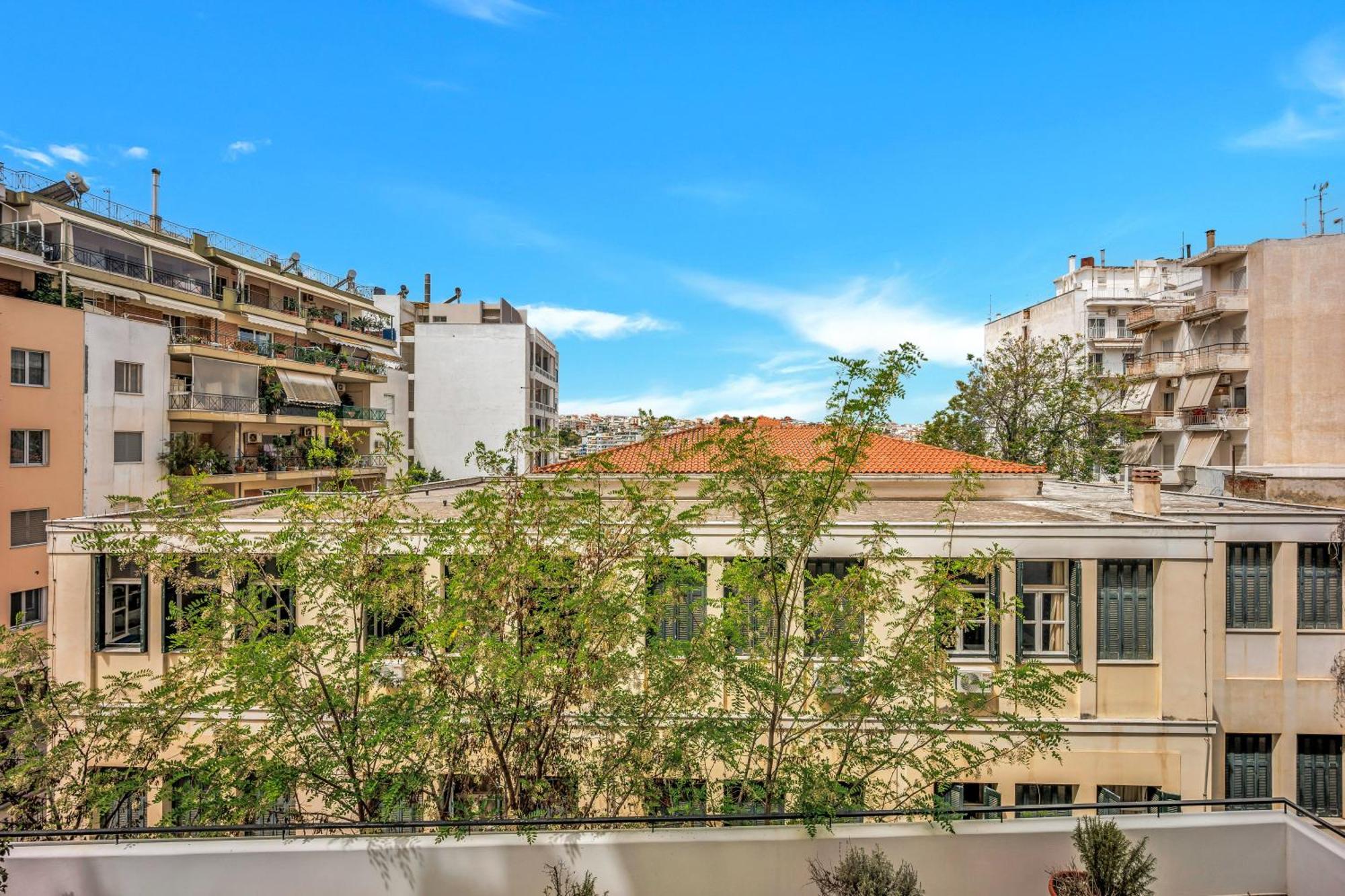 Fabulous Central Apartment Close To The Sea! Chalkida Luaran gambar