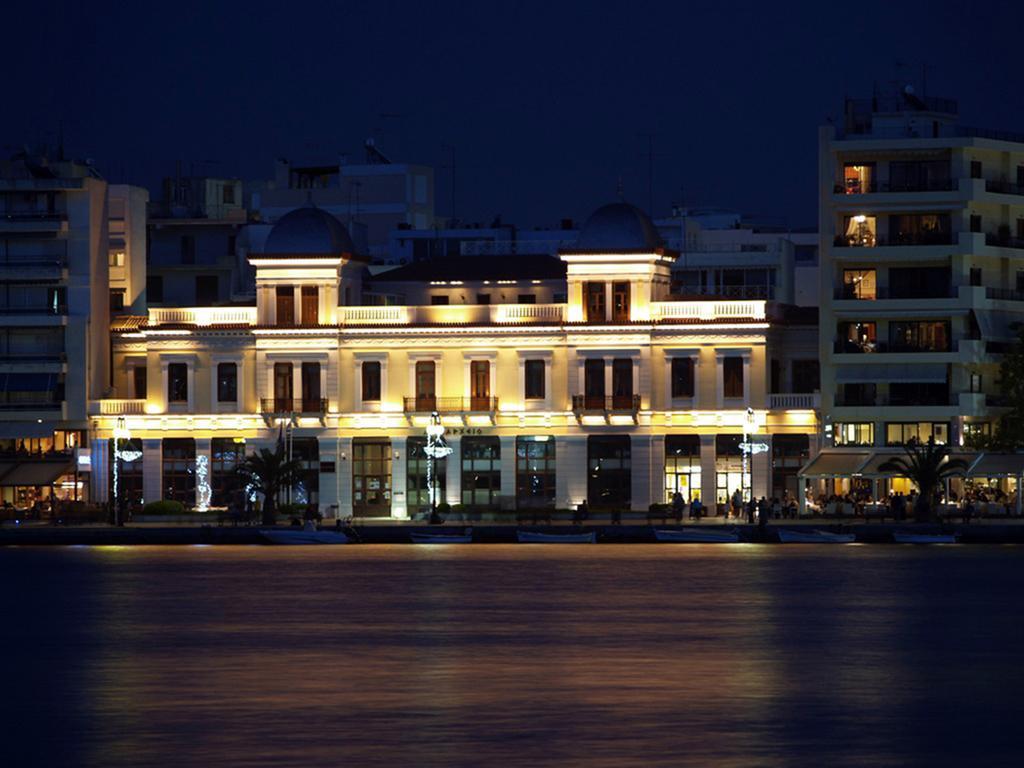 Fabulous Central Apartment Close To The Sea! Chalkida Luaran gambar